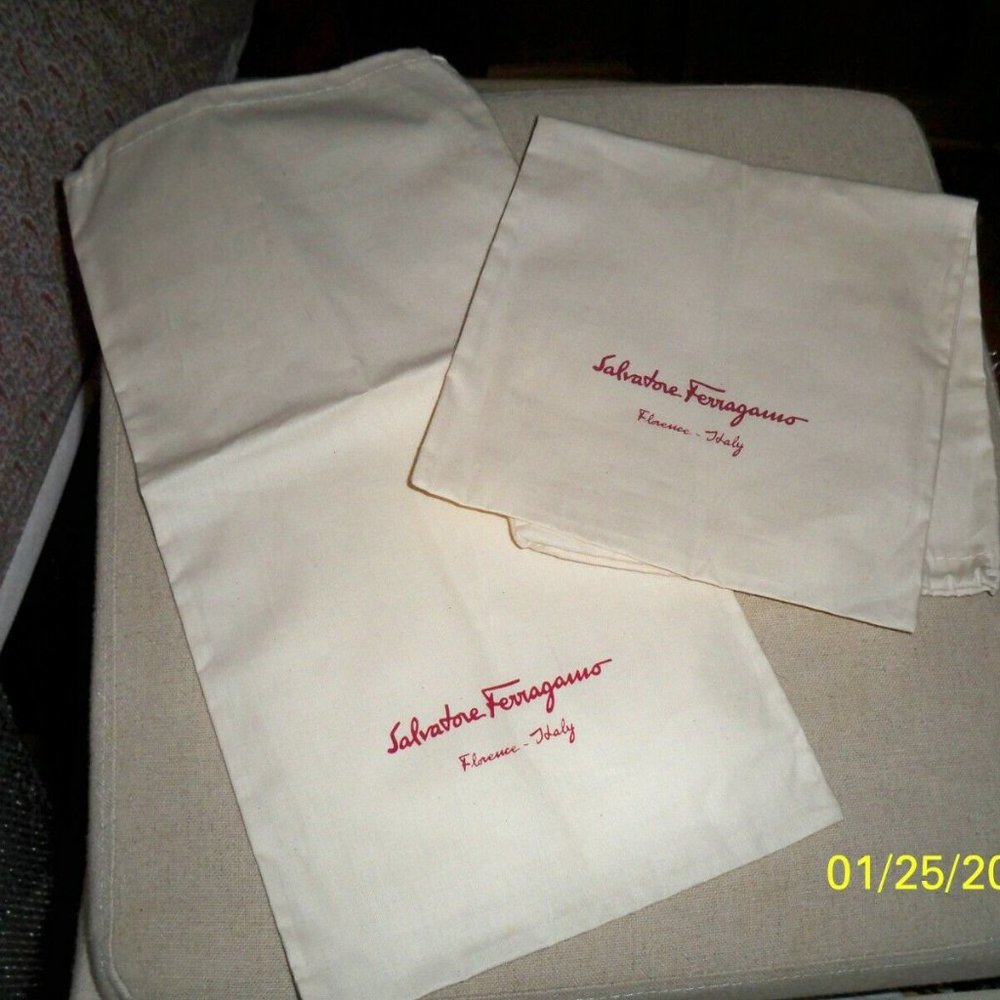 Pair of Salvatore Ferragamo Shoe Bags / dust bags Ivory with Red logo 9 x 17